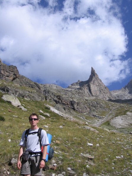 03-09-05_10-46_010_J_